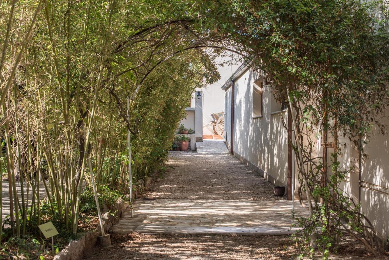 Azienda Agrituristica Tenuta Pizzolungo 에리체 외부 사진